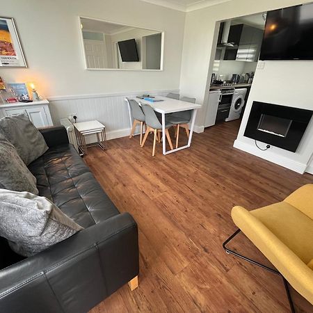 Beachcomber, Sunbeach, Scratby - Two Bed Chalet, Sleeps 4, Free Wi-Fi, Free Club Passes, Free Swimming And Pet Friendly Zewnętrze zdjęcie